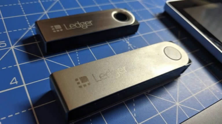 比特币硬件钱包Ledger Nano X评测